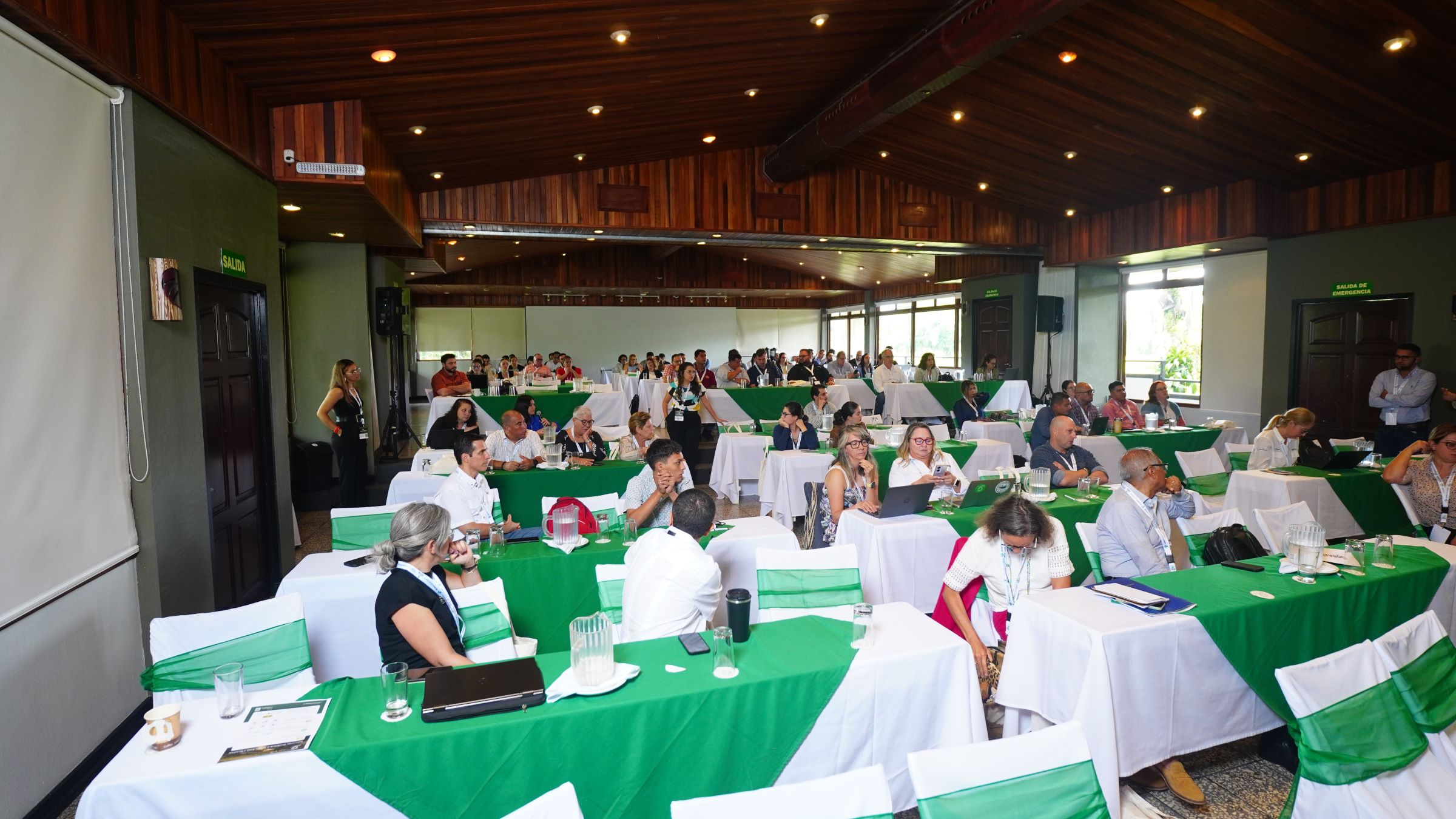 Image of attendees in the plenary of the GLOBALG.A.P. TOUR stop Costa Rica